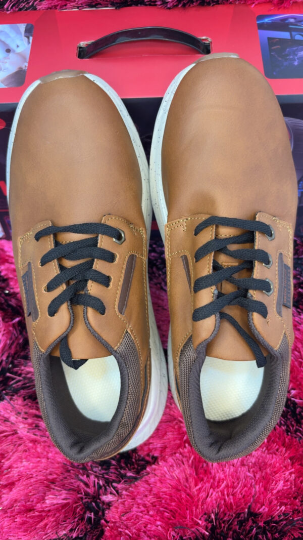Men’s Casual Brown Leather Sneakers with Black Laces
