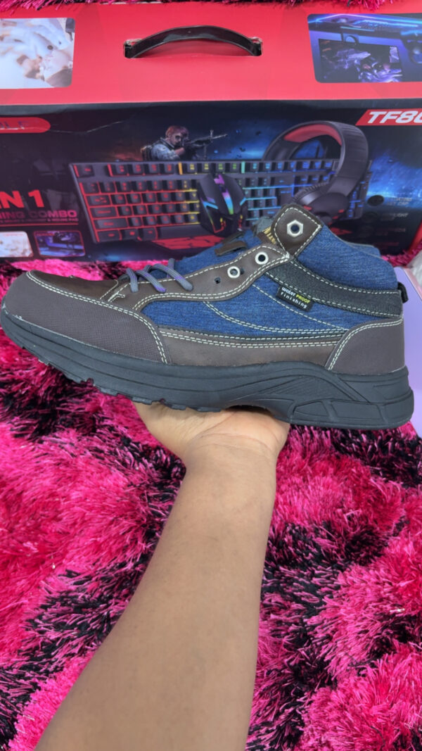 Men’s High-Top Outdoor Training Sneakers – Waterproof Dual-Tone Hiking-Inspired Street Boots