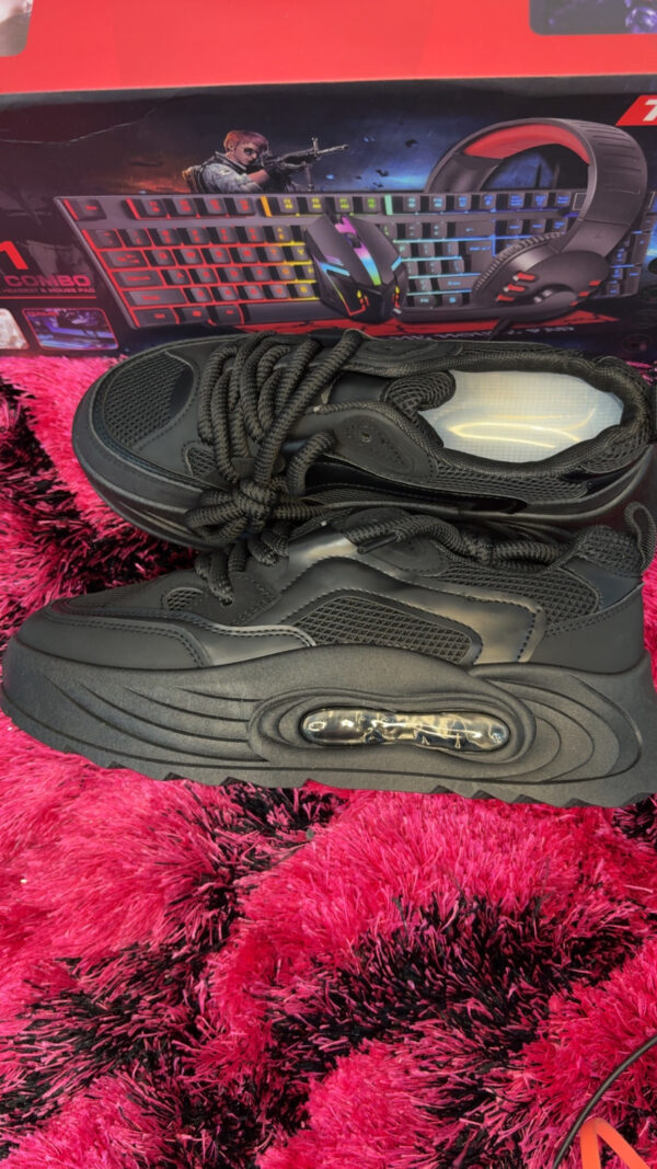 Men’s All-Black Chunky Sneakers with Air Cushion Sole