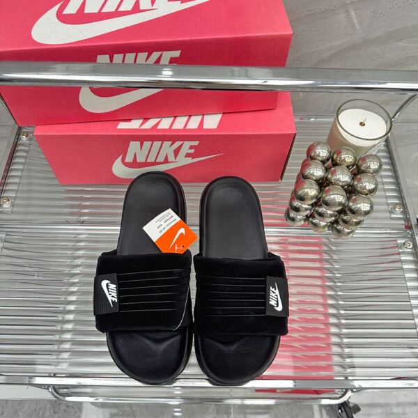 Nike Slides – Comfortable Casual Slip-On Sandals for Everyday Wear