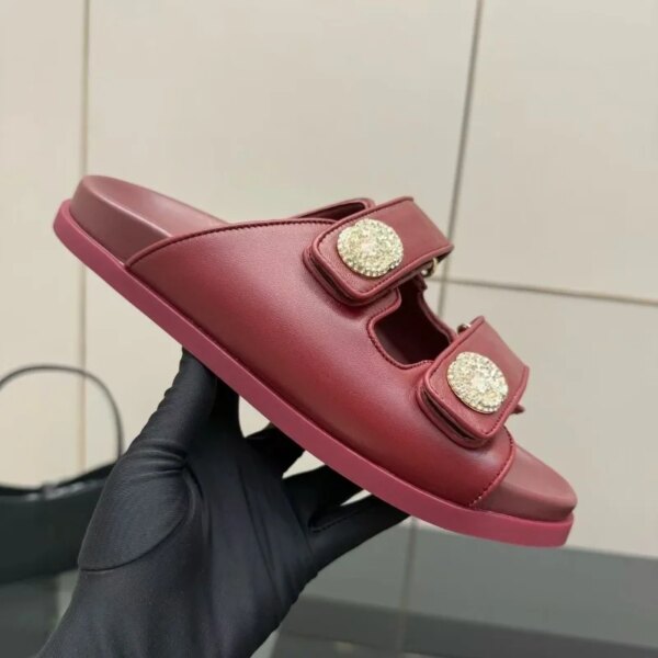 2025 Summer Leather Velcro Doubie-strap Ladies Luxury Slipper Femme Plat Beach Sandals for Women Designer Sandals